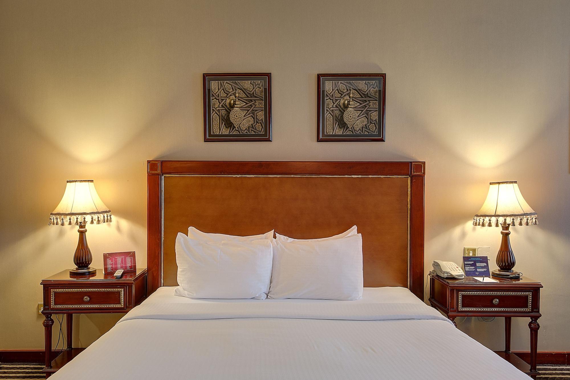 Royal Ascot Hotel Dubaj Kültér fotó